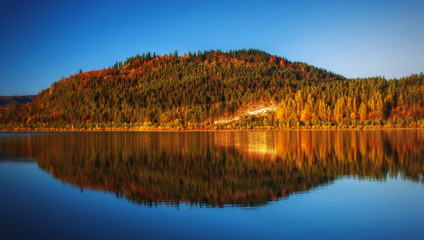 Zalew Czorsztyński, Niedzica © Małgorzata