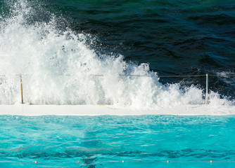 Fototapeta premium Swimming pool by the sea, Bondi Beach, Sydney Australia
