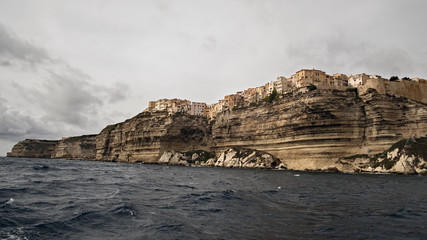 Fototapeta na wymiar Stormy Sea Side Cliffs