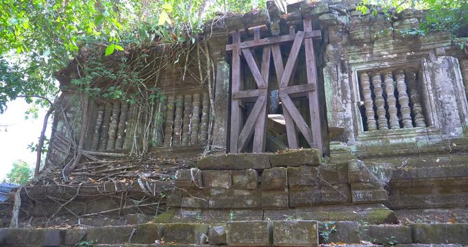 Beng Mealea ancient temple ruines in the middle of jungle forest in Sieam Ream, Cambodia