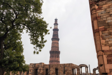 qutub minar in new delhi