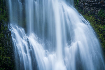 Fototapeta na wymiar Waterflow at Salt Creek Falls