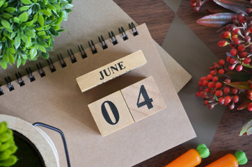 June 4, Cover natural Calendar, Appointment Date design.