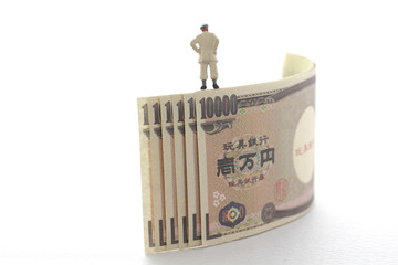 お金とお札とコインと人間
