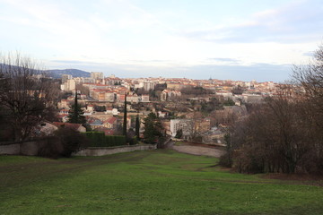 Parc des hauteurs à Lyon sur la colline de Fourvière - Ville de Lyon - Département du Rhône -...