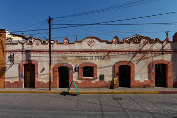 Ulica w meksykański miasteczku © Miroslaw