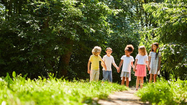 Group of children makes excursion into nature