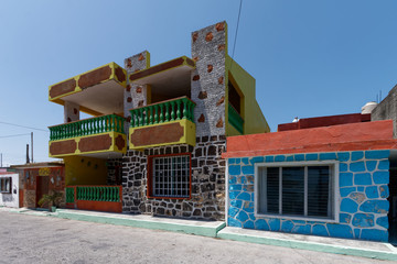 Ulice i place Rio Lagartos, małego miasteczka na Jukatanie