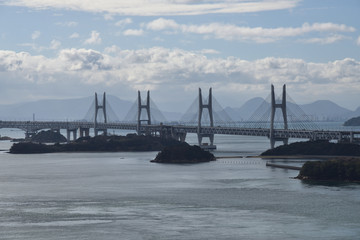 日本の岡山県倉敷市瀬戸大橋
