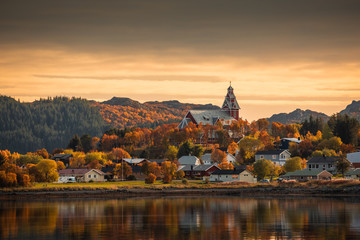 Autumn in Lofoten wiht pretty colours and great light. Norway landscapes with mountains.