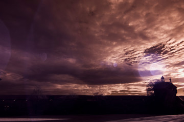 Burganlage in Infrarot