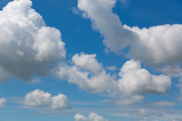 Naklejka premium Clouds