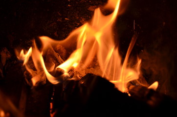 ogień, płomieni, oparzenia, ciepło, gorąco, płomieni, kominek, pomarańcz, gorąca, ognisko, czerwień, ciepły, pożar , pożar lasu , lawa ,żar ,ognisko - obrazy, fototapety, plakaty