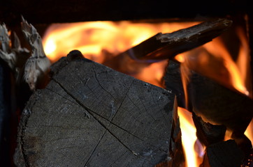 ogień, płomieni, oparzenia, ciepło, gorąco, płomieni, kominek, pomarańcz, gorąca, ognisko, czerwień, ciepły, pożar , pożar lasu , lawa ,żar ,ognisko © Szymon