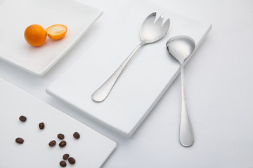 Simple combination of utensils and spoons for festivals, it is made of stainless steel