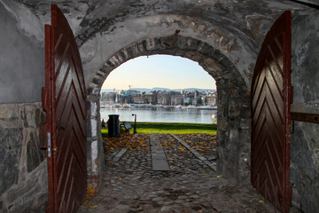 Autumn visit to the capital Oslo and Akershus Fortress, Norway - obrazy, fototapety, plakaty