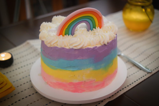 A Beatiful Rainbow Gender Reveal Cake 