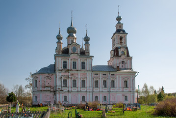 The old church. Shabby temple with peeling paint on the walls. Florovsky. Church of Flora and Lavra