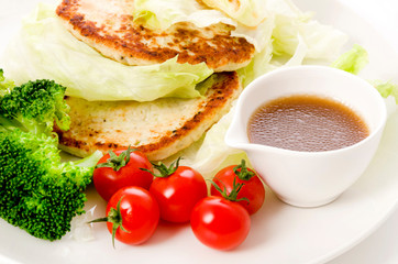 鶏ハンバーグのプレート