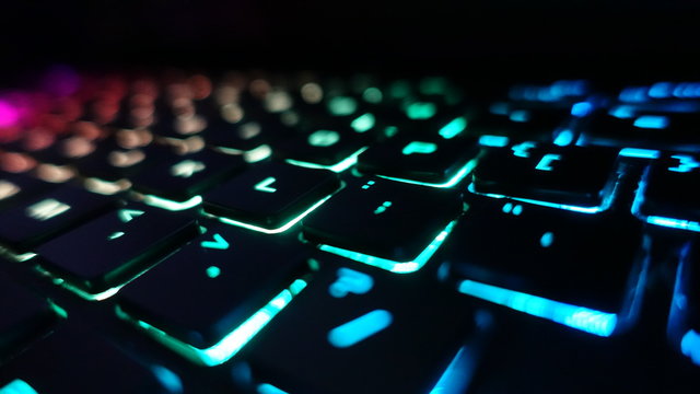 Gaming Keyboard Rainbow Led Color Lights Display Red Green Yellow Blue Cyan