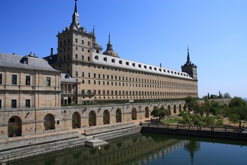 Fototapeta na wymiar El Escorial monastery