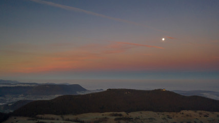 Morgennebel im Tal - Sonnenaufgang