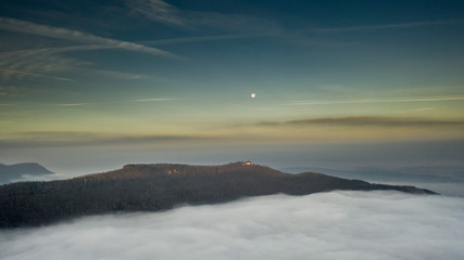 Herbstnebel im Tal