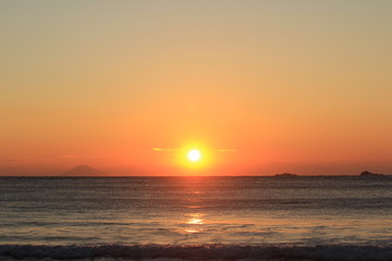 南伊豆　弓ヶ浜の朝日