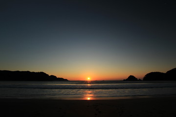 南伊豆　弓ヶ浜の朝日