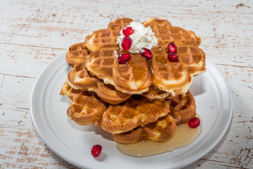 ワッフル Waffles of Dutch, French and Belgian foods