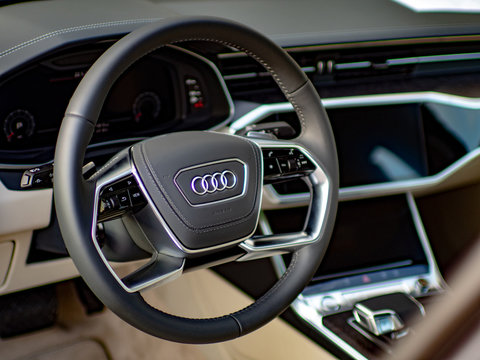 Audi A6 Sedan 2019 Business Limousine Cockpit