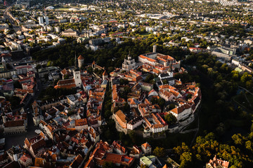 Obraz premium Tallinn, Estonia. Old Town city from above, aerial view.