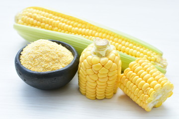  fresh organic corn in leaf, shelled and powdered