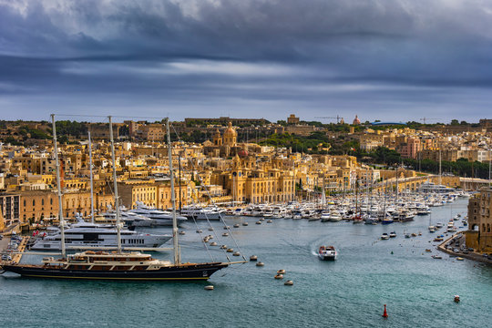 Malta, Birgu, Fort St. Angelo and Vittoriosa Yacht Marina in Grand Harbor