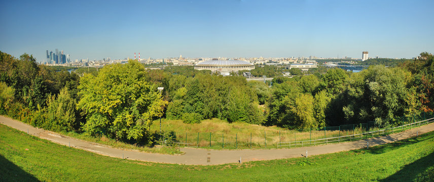 Panorama Moskwy ze Wzg&oacute;rz Worobiowych