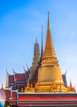 Grand Palace and Temple of Emerald Buddha Complex (Wat Phra Kaew) in Bangkok, Thailand