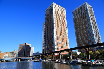 Fototapeta premium 芝浦の高層マンション群
