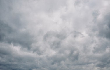 먹구름과 하늘 풍경