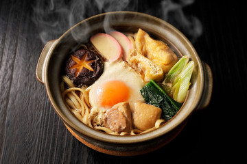 鍋焼きうどん　Nabeyaki-Udon