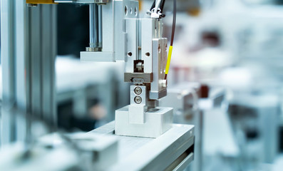 robotic pneumatic input to robot handle grip handle