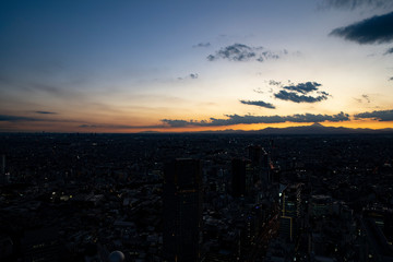 東京の夕方