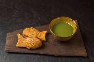 たいやき fish‐shaped pancake (taiyaki)japanese food