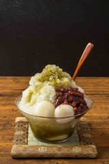 アジア風　抹茶かき氷　Green tea shaved ice