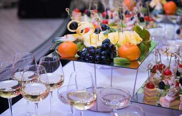 festive table setting