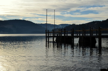 Obraz premium Dämmerung am Titisee im Schwarzwald