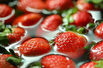 strawberry red fruit cleaning water