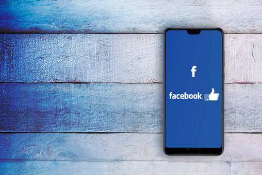 BARCELONA, JAN 31: Smartphone with Facebook social media app logo on the screen on January 31, 2020 in Barcelona