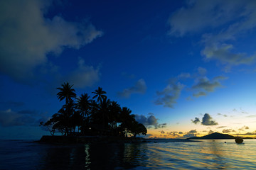 Fototapeta na wymiar South Island and Sunset Sky_1