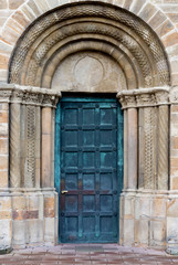 Fototapeta na wymiar blue copper ancient door 
