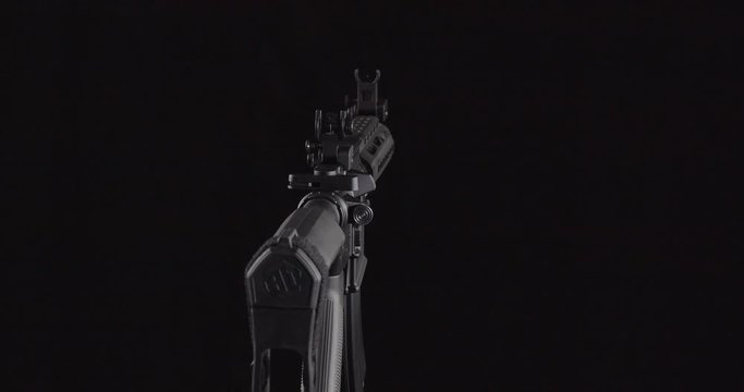Assault Rifle Rotating